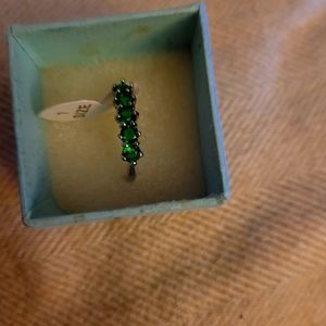 Silver emerald fashion ring size 7